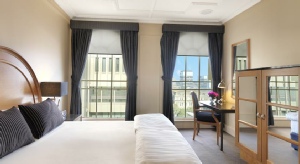 Holidays to the Vibe Melbourne Australia
