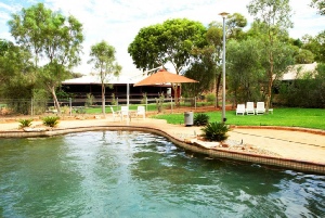 Holidays to the Kings Canyon Resort Australia