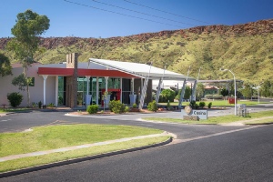 Holidays to the Crown Plaza Alice Springs Australia
