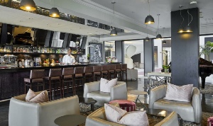 Holiday to the Queen Victoria Hotel, Cape Town, South Africa