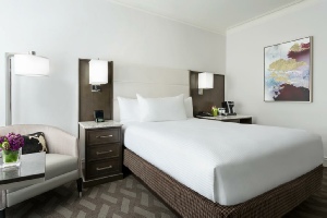 Holidays to the Boston Park Plaza 