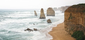Holidays to Australia with Escape Worldwide - Great Ocean Road (copyright Tourism Australia)