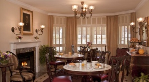 Holidays to the Victorian Inn, Monterey, USA