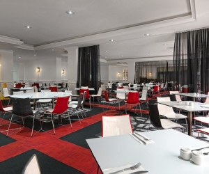 Holidays to the Novotel Surfers Paradise Australia