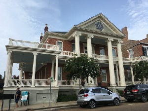 Holidays to The Guest House, Natchez