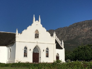 Cape Town, Whale Coast & the Winelands Fly-Drive Holidays