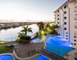 Holidays to the Mantra Hervey Bay Queensland Australia
