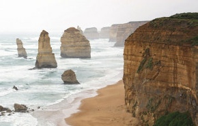 Holidays to Australia with Escape Worldwide - Great Ocean Road (copyright Tourism Australia)