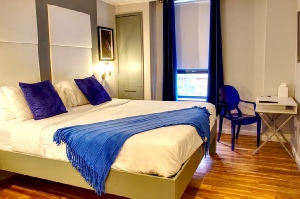 Holidays to the Ridge Hotel, New York