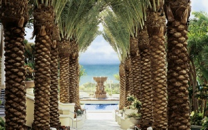 Holidays to the Loews Miami Beach Hotel, Miami