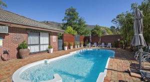 Holidays to the Comfort Inn Country Plaza Halls Gap, Victoria, Australia