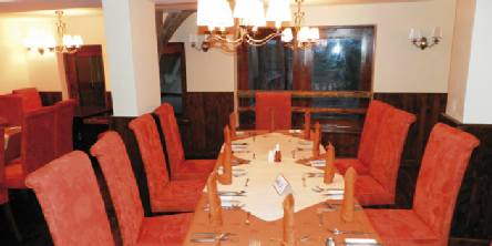 Holiday to Treetops, Aberdares National Park Kenya