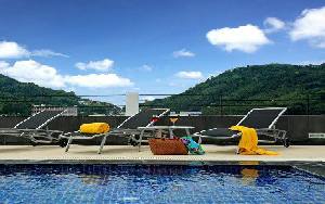 Holidays to the Centra Ashlee Hotel Patong Phuket