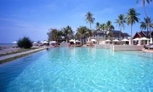 Holidays to the Apsara Beachfront Resort & Villa, Khao Lak