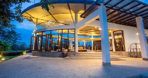 Holidays to The Leaf by Kata Thani Khao Lak