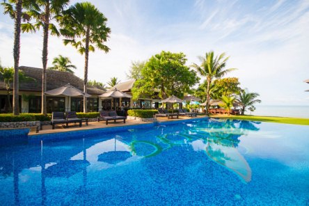 Holidays to the La Flora Khao Lak