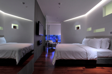 Holidays to the LIT Bangkok