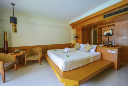Holidays to the Seaview Patong, Phuket