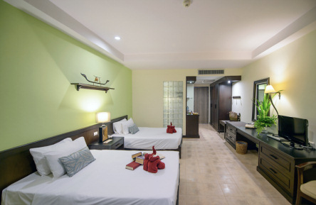 Holidays to the Krabi La Playa Resort