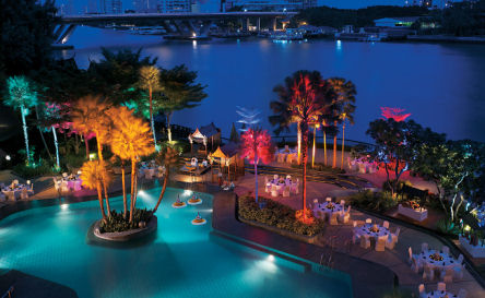 Holidays to the Shangri-La Hotel Bangkok