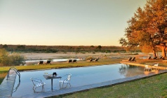 Holidays to the Mjejane River Lodge, Kruger